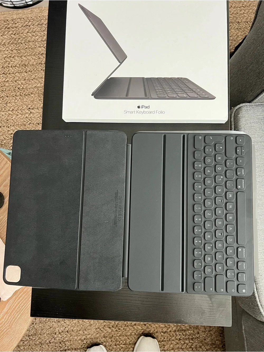 Apple smart keyboard